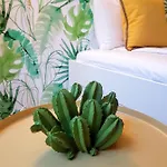 Quirky And Comfortable - Arroios Apartment