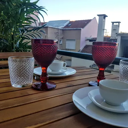 Quirky And Comfortable - Arroios Apartmán